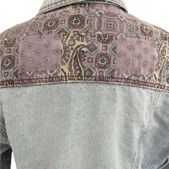 Vintage '90s Jordache Pieced Paisley Denim Jacket size S by Urban Outfitters - Picture 11 of 14